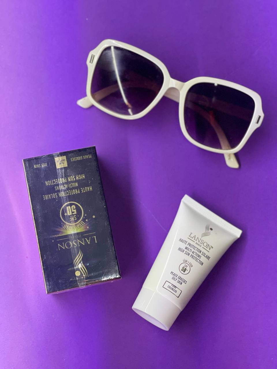 ضد آفتاب لانسون